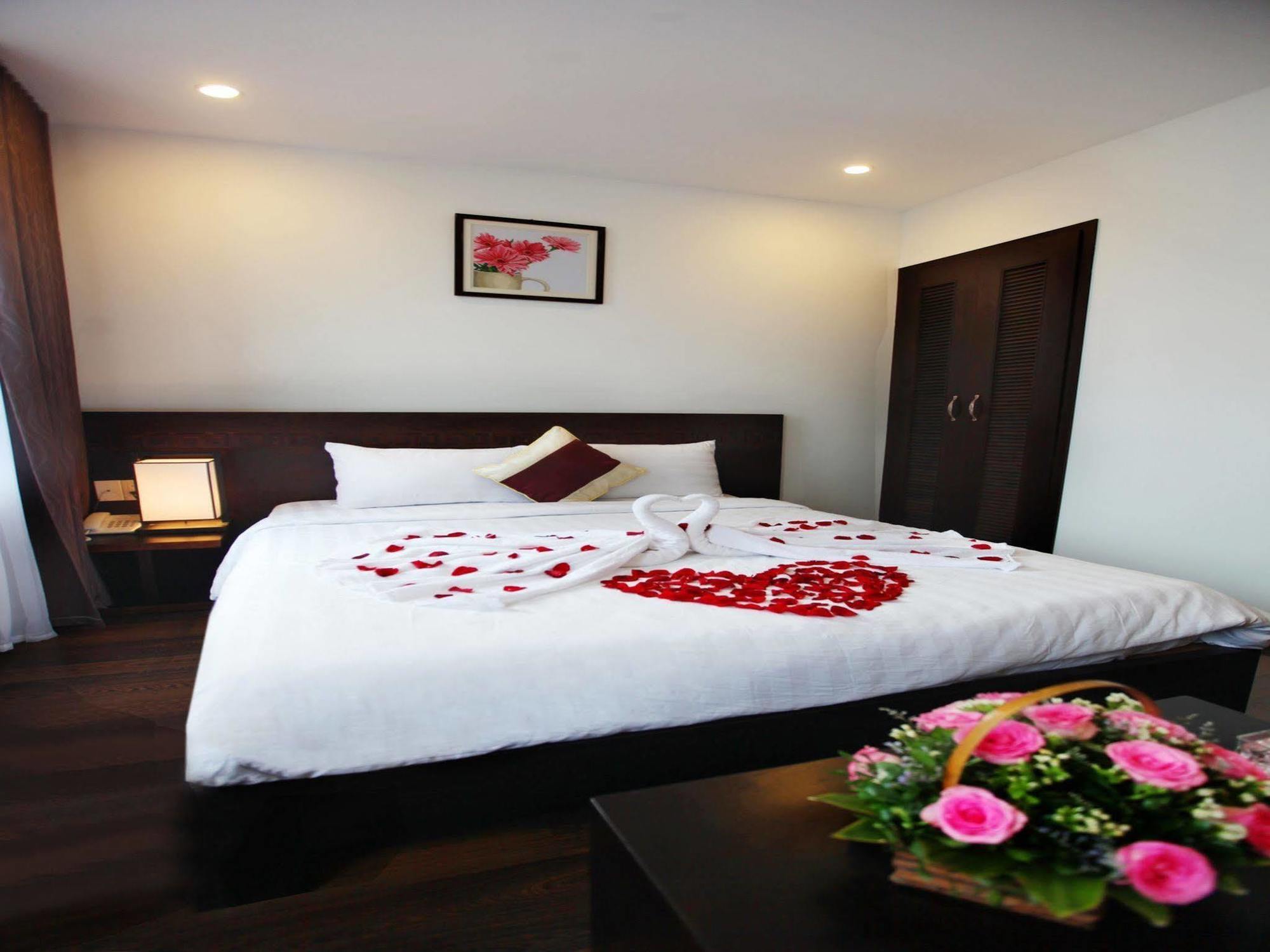 דה נאנג Emily Hotel & Apartment מראה חיצוני תמונה