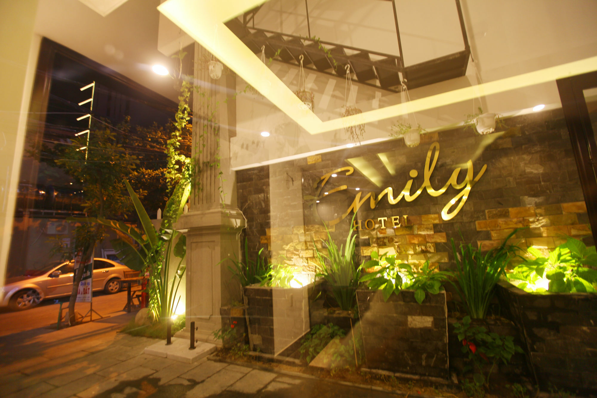 דה נאנג Emily Hotel & Apartment מראה חיצוני תמונה
