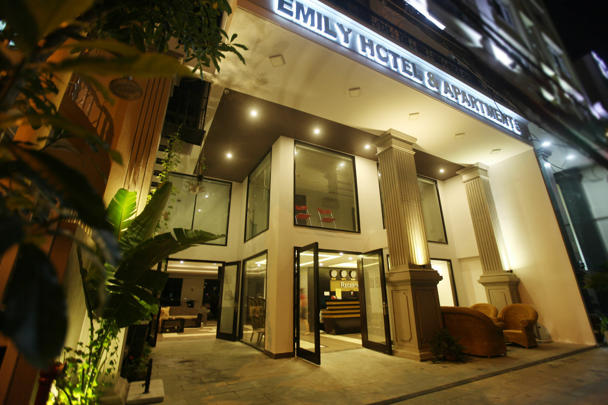 דה נאנג Emily Hotel & Apartment מראה חיצוני תמונה