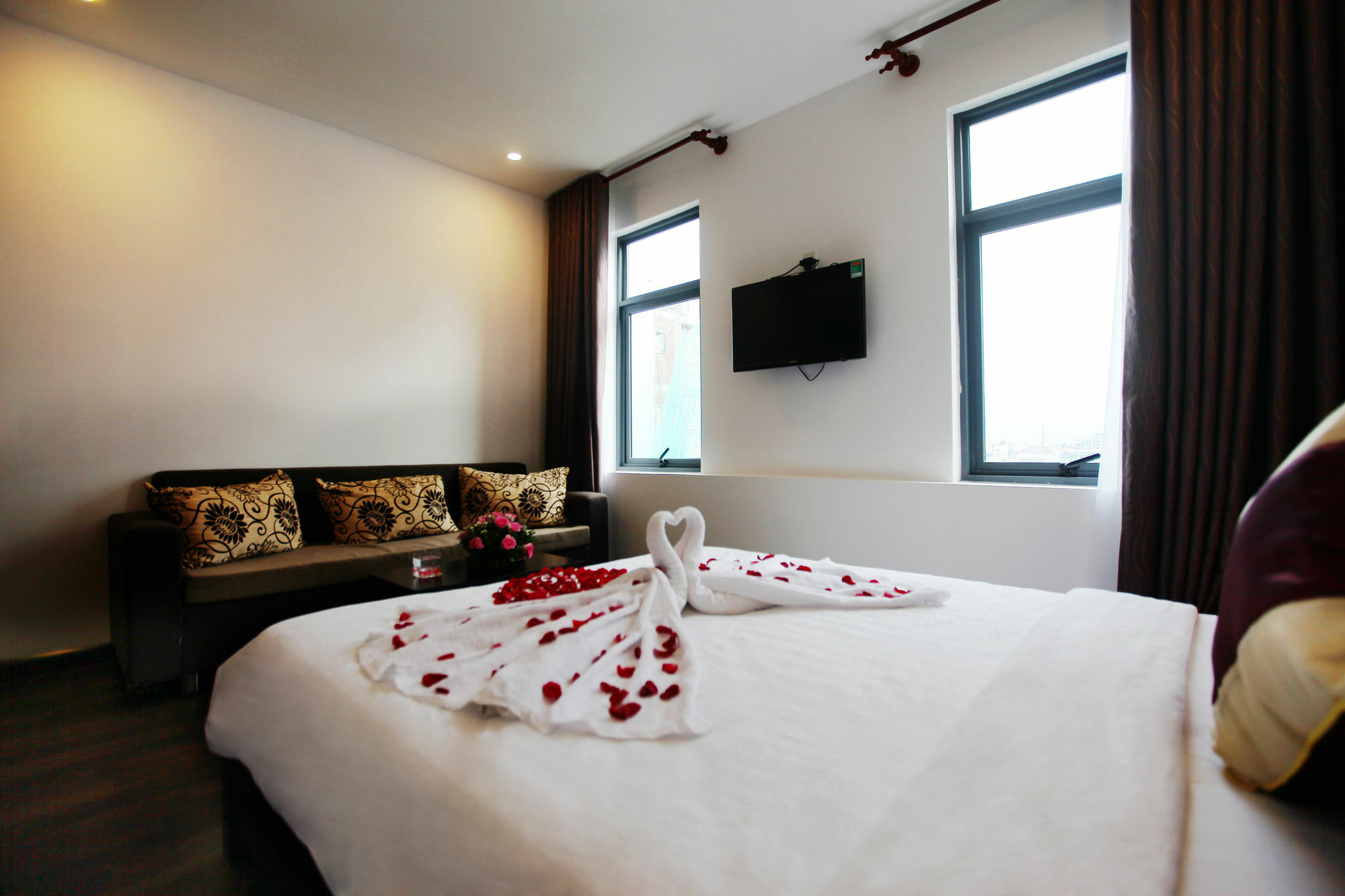 דה נאנג Emily Hotel & Apartment מראה חיצוני תמונה